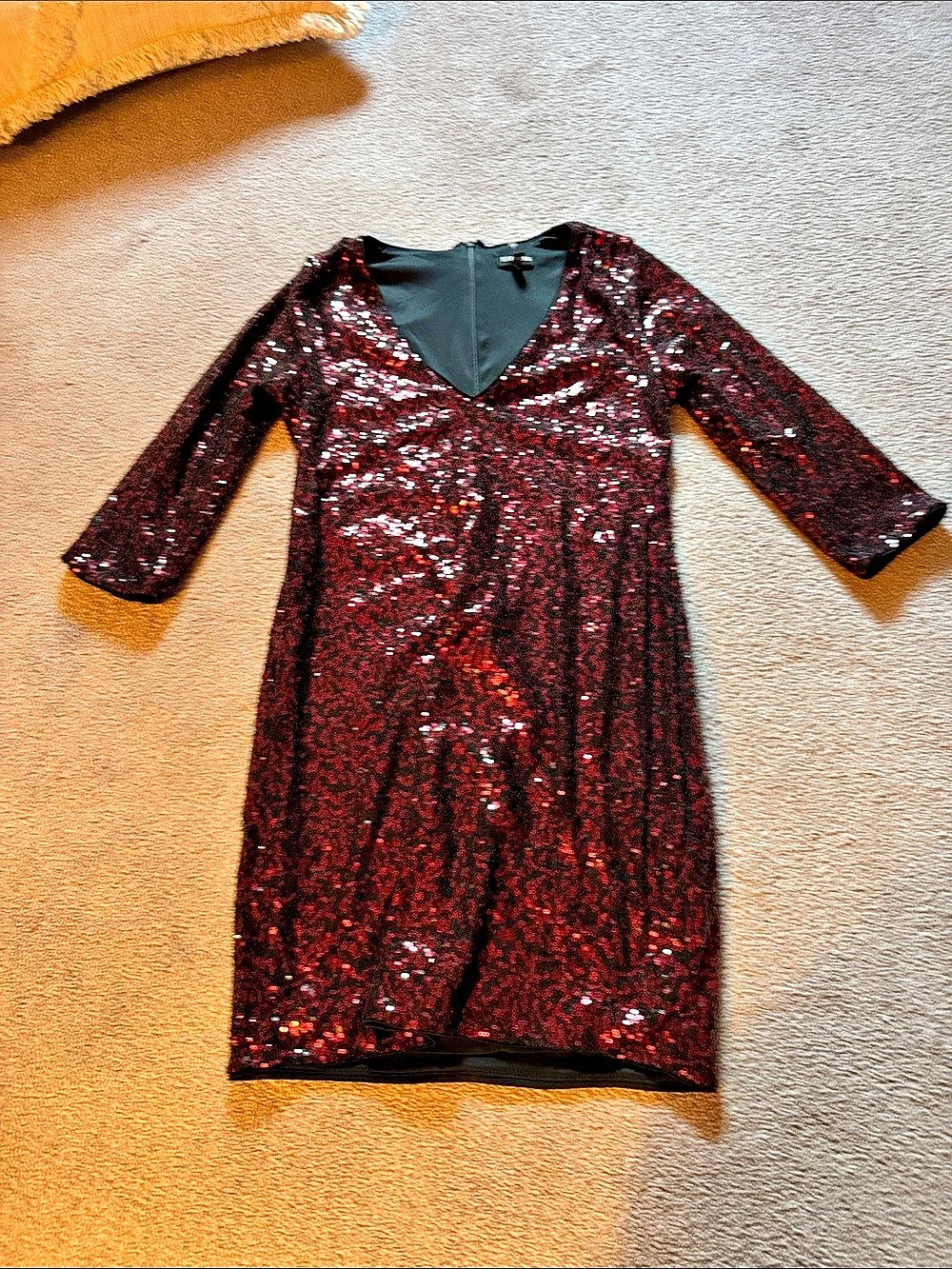 Express Sequin Mini Dress in Red & Black Size 8 Like New